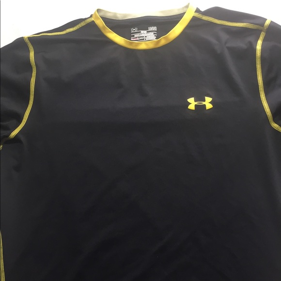 black and yellow under armour shirt
